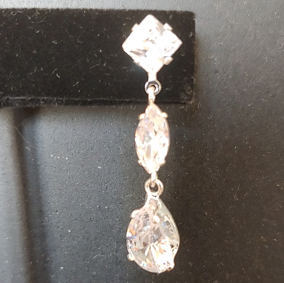Crystal earrings with silver back - Picture 4 of 5